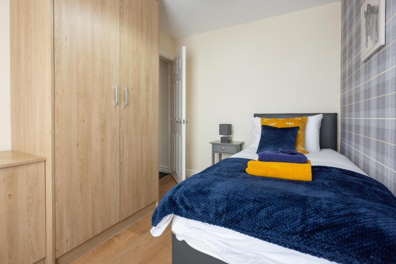 Oxheys House - 5 Bedrooms Contractors Parking *