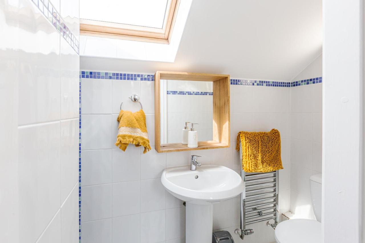 Oxheys House - 5 Bedrooms Contractors Parking *