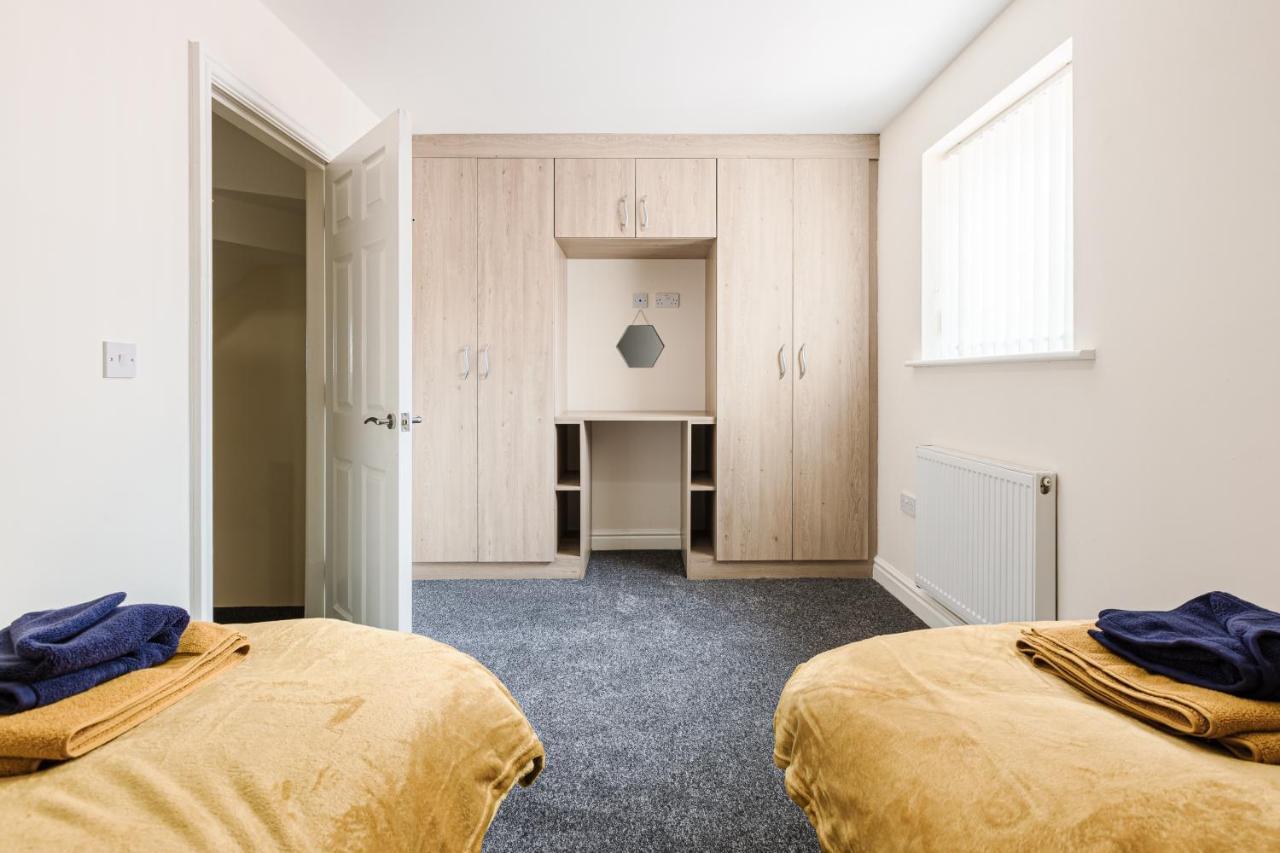Oxheys House - 5 Bedrooms Contractors Parking Apartment