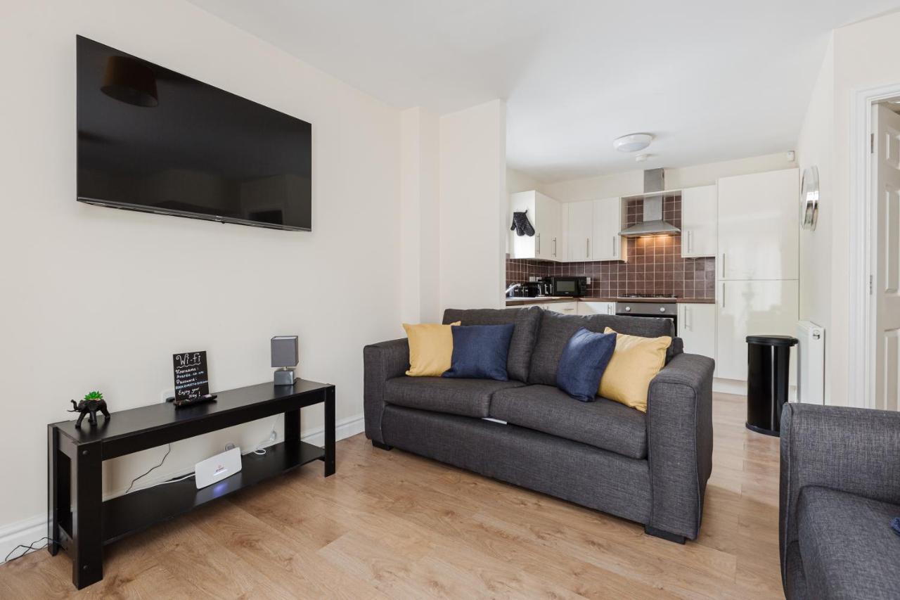 Apartment Oxheys House - 5 Bedrooms Contractors Parking Preston (Lancashire)
