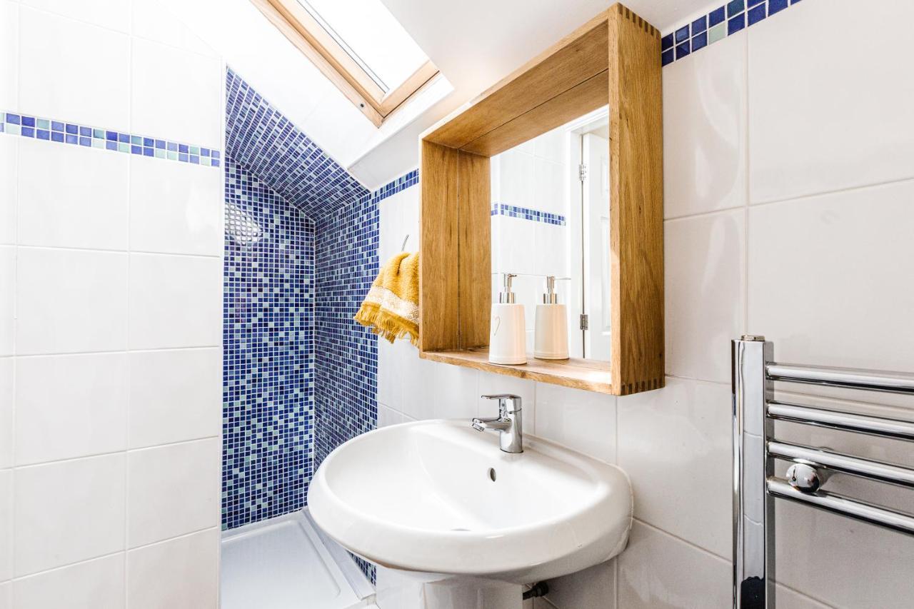 Apartment Oxheys House - 5 Bedrooms Contractors Parking