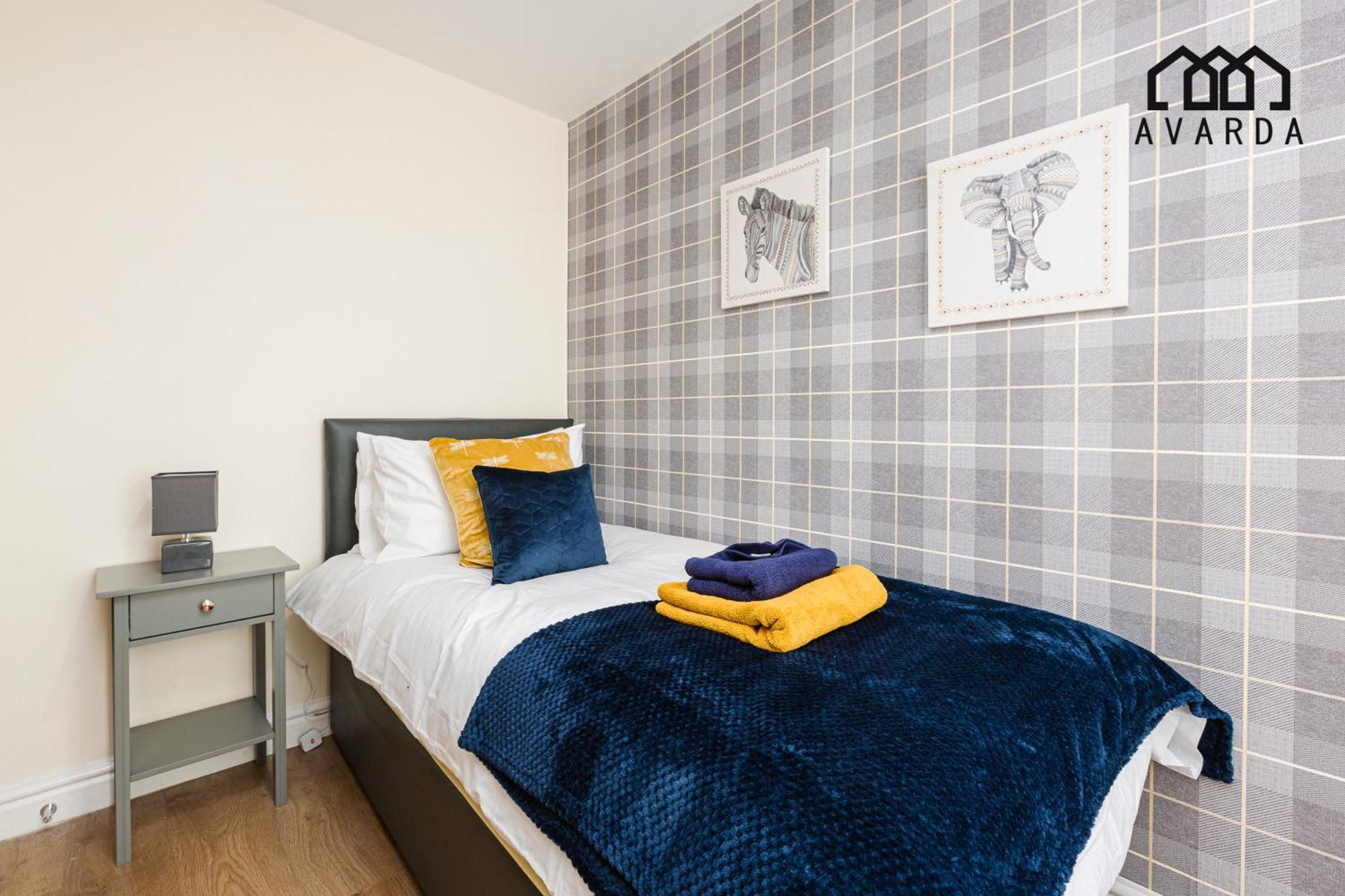 Oxheys House - 5 Bedrooms Contractors Parking Apartment