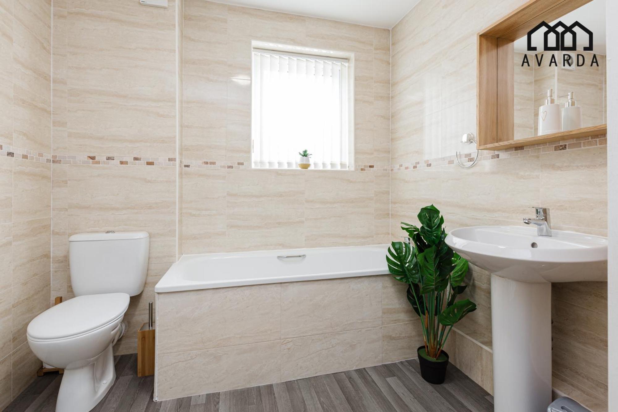 Apartment Oxheys House - 5 Bedrooms Contractors Parking *